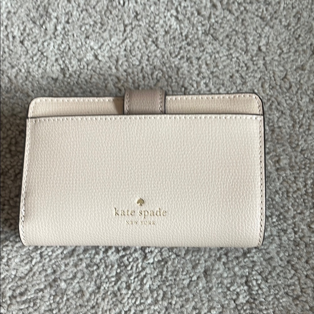 Kate Spade Light Beige Wallet